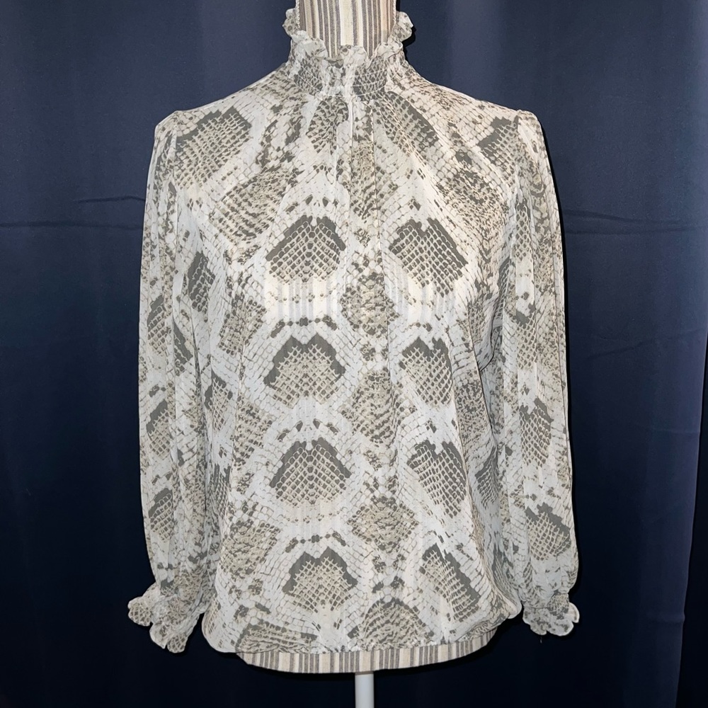 SOHO New York & Company Turtleneck Blouse